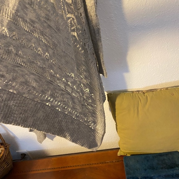 Charming Charlie gray silver crochet sweater open cardigan with sharkbite hem - Picture 3 of 3